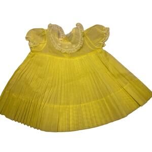 Vintage Infant Mary Jane Yellow Pleated Lace Dress, approx.9-12 months